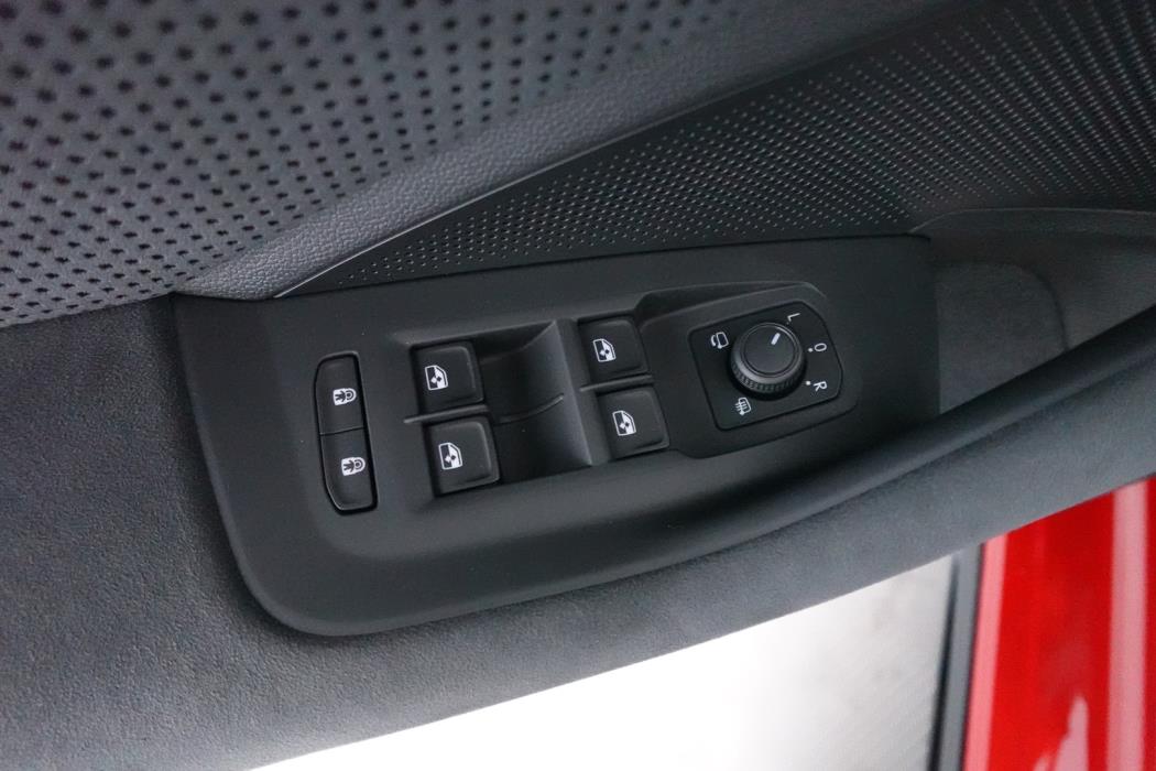 SKODA SUPERB 2026