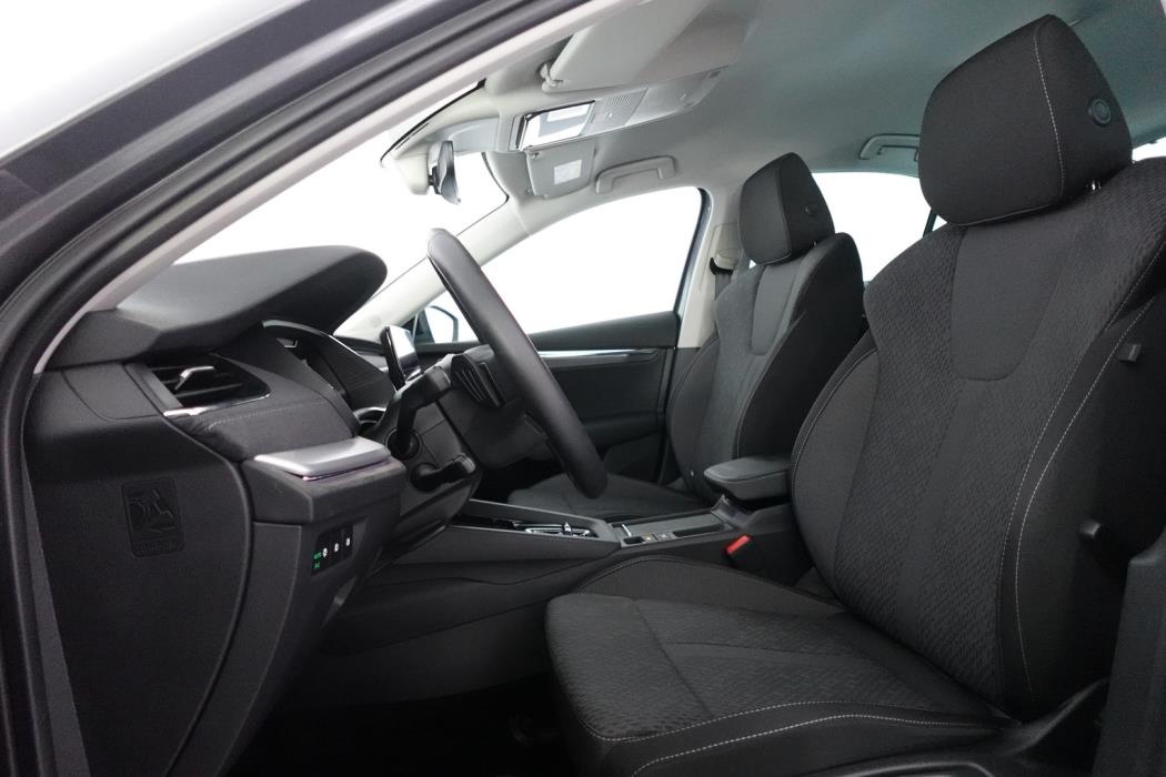 SKODA OCTAVIA 2023