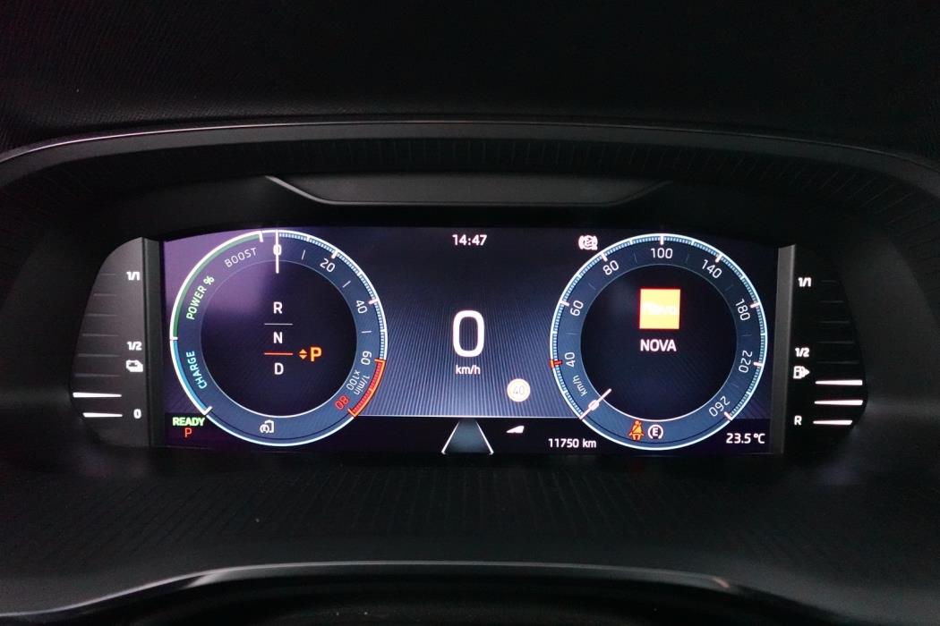 SKODA OCTAVIA 2023