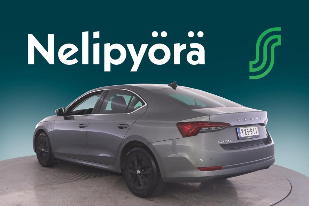 SKODA OCTAVIA 2023