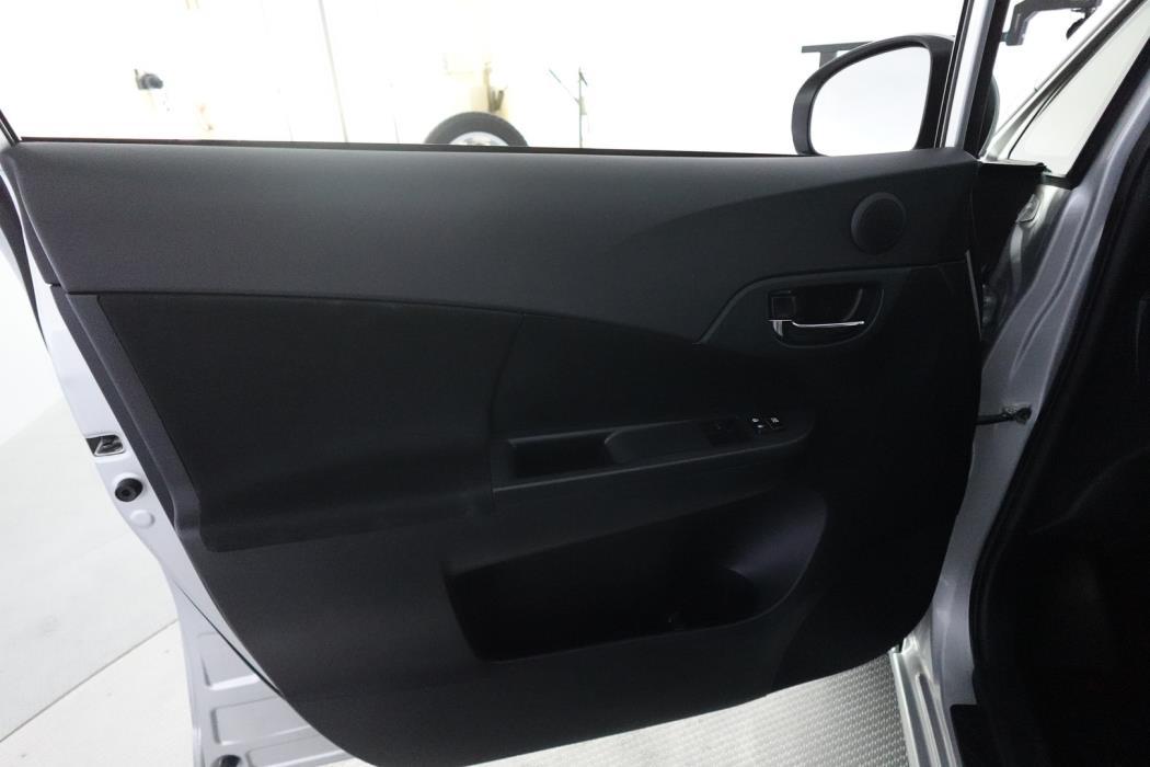 TOYOTA Verso-S 2015