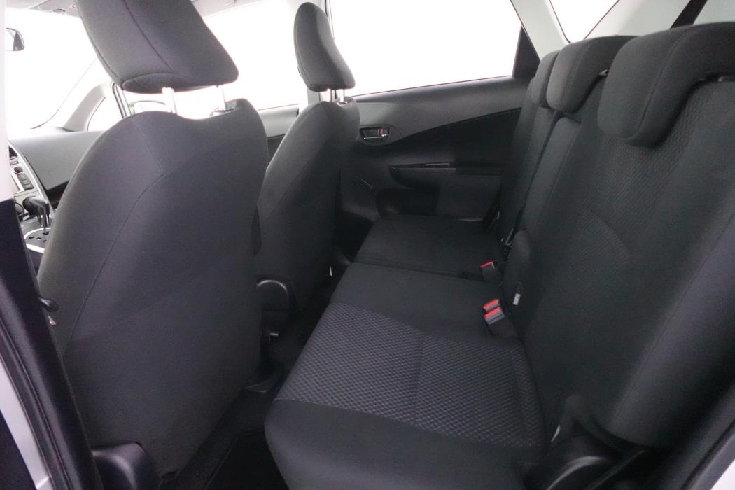TOYOTA Verso-S 2015
