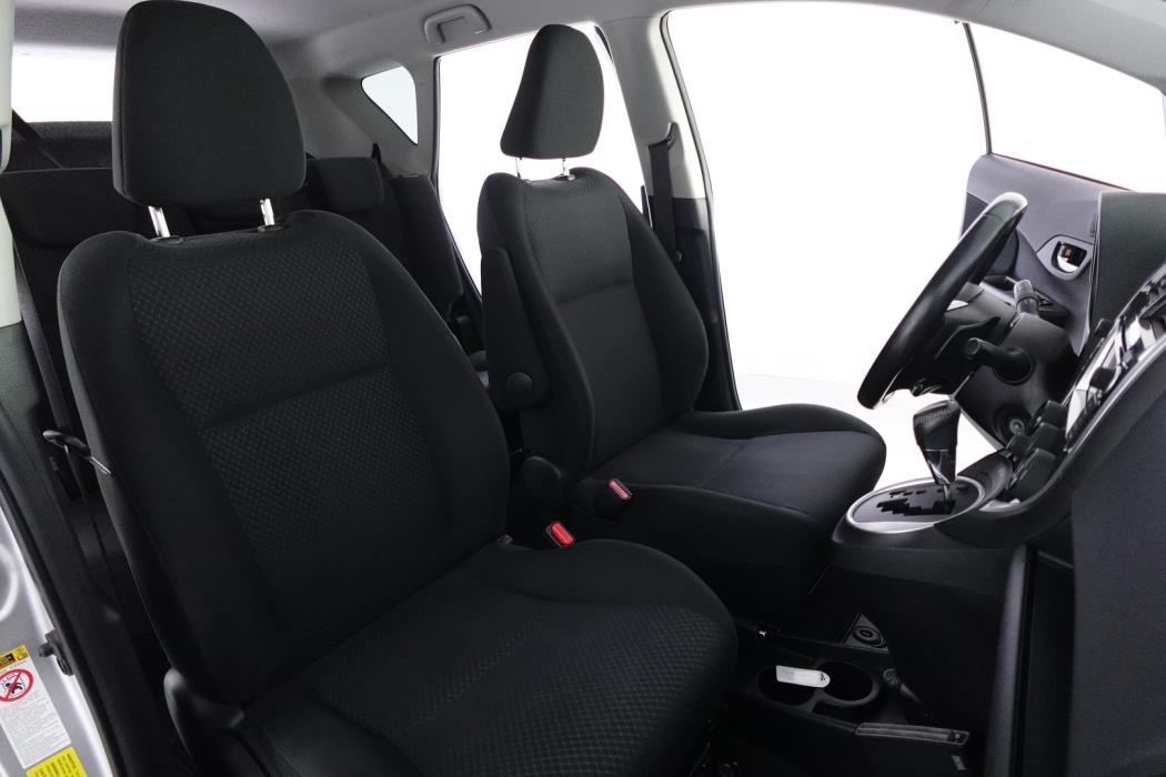 TOYOTA Verso-S 2015