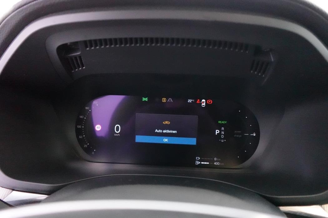VOLVO XC60 2022