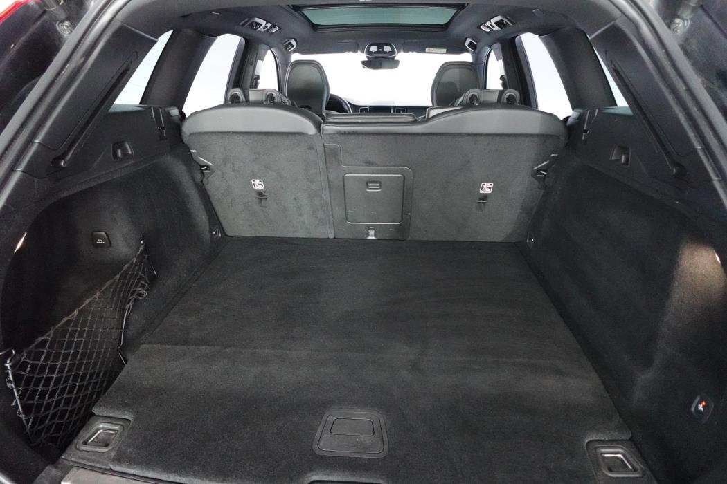 VOLVO XC60 2022