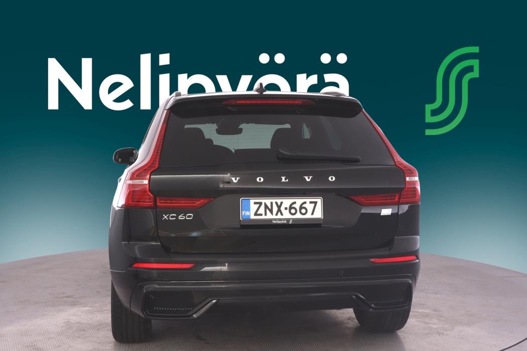 VOLVO XC60 2022