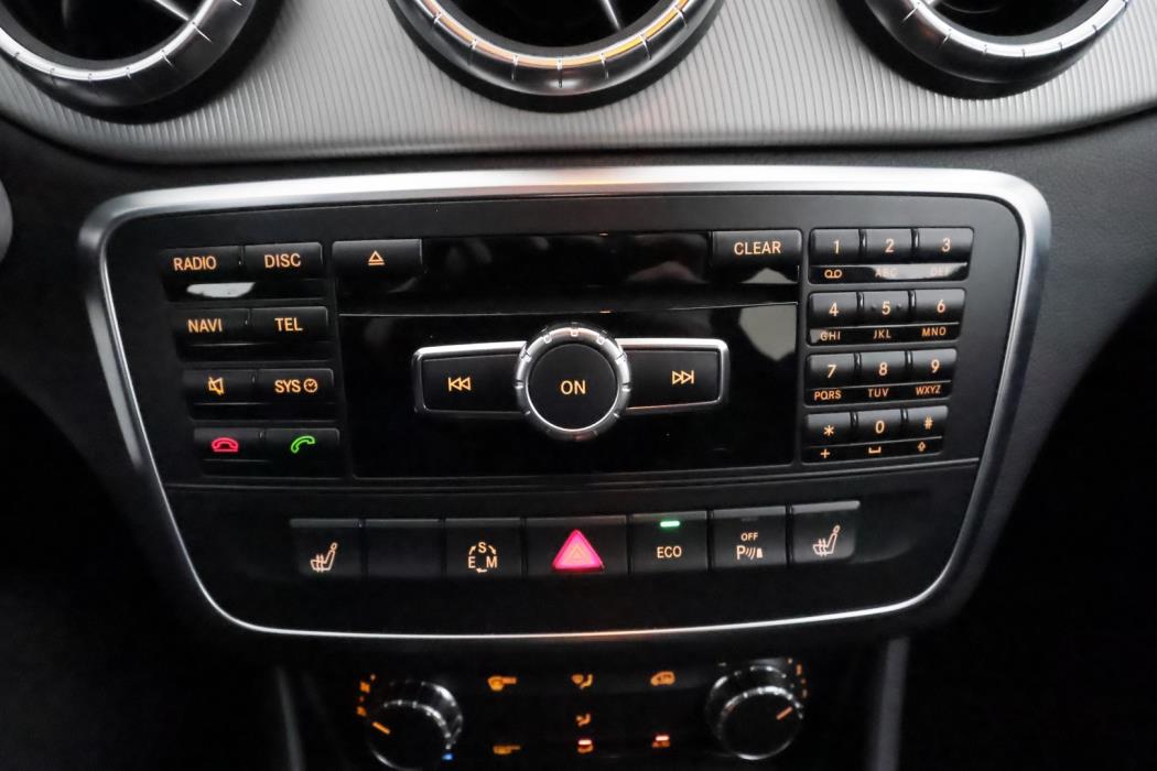 MERCEDES-BENZ CLA 2014