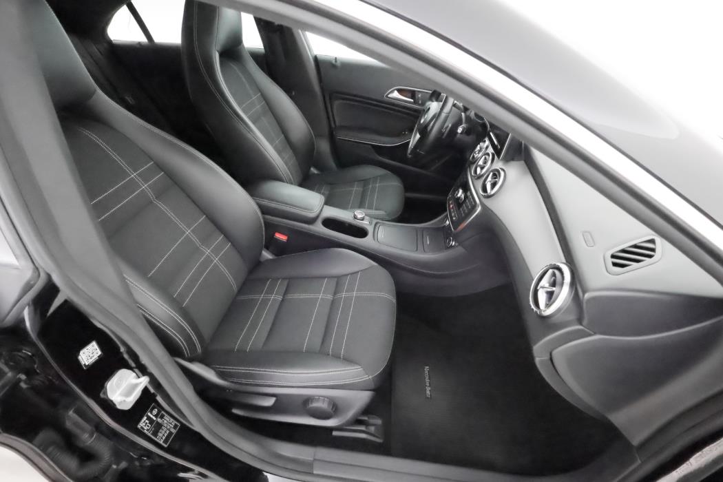 MERCEDES-BENZ CLA 2014
