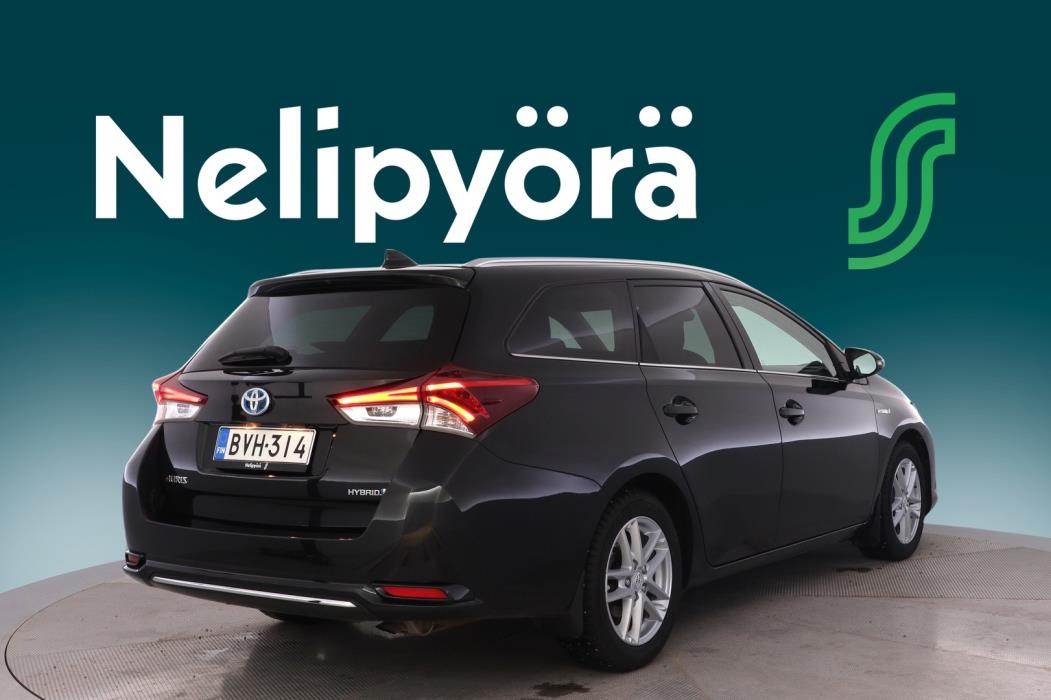 TOYOTA Auris 2018