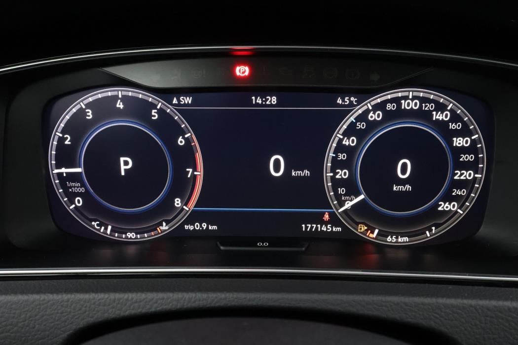 VOLKSWAGEN Golf 2019