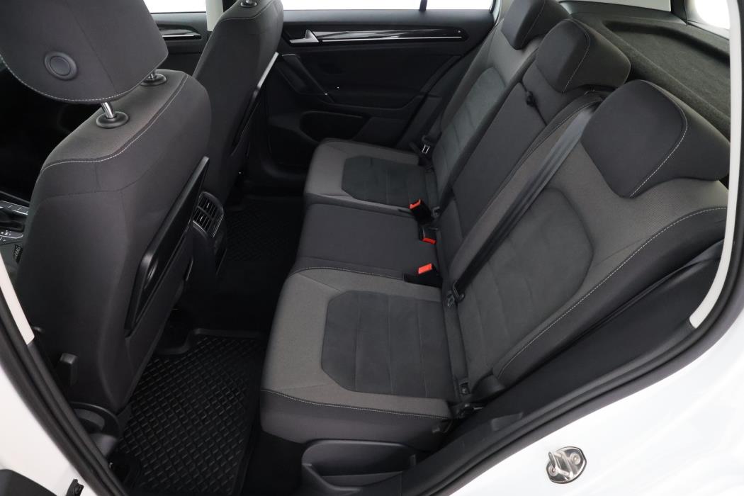 VOLKSWAGEN Golf Sportsvan 2019