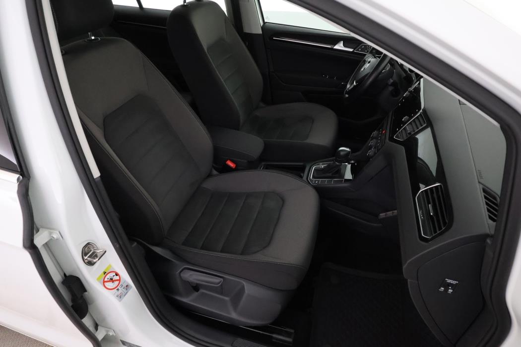 VOLKSWAGEN Golf Sportsvan 2019