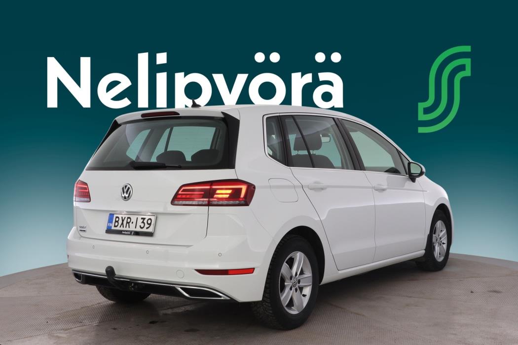 VOLKSWAGEN Golf Sportsvan 2019