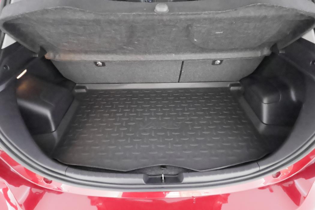 TOYOTA Yaris 2017