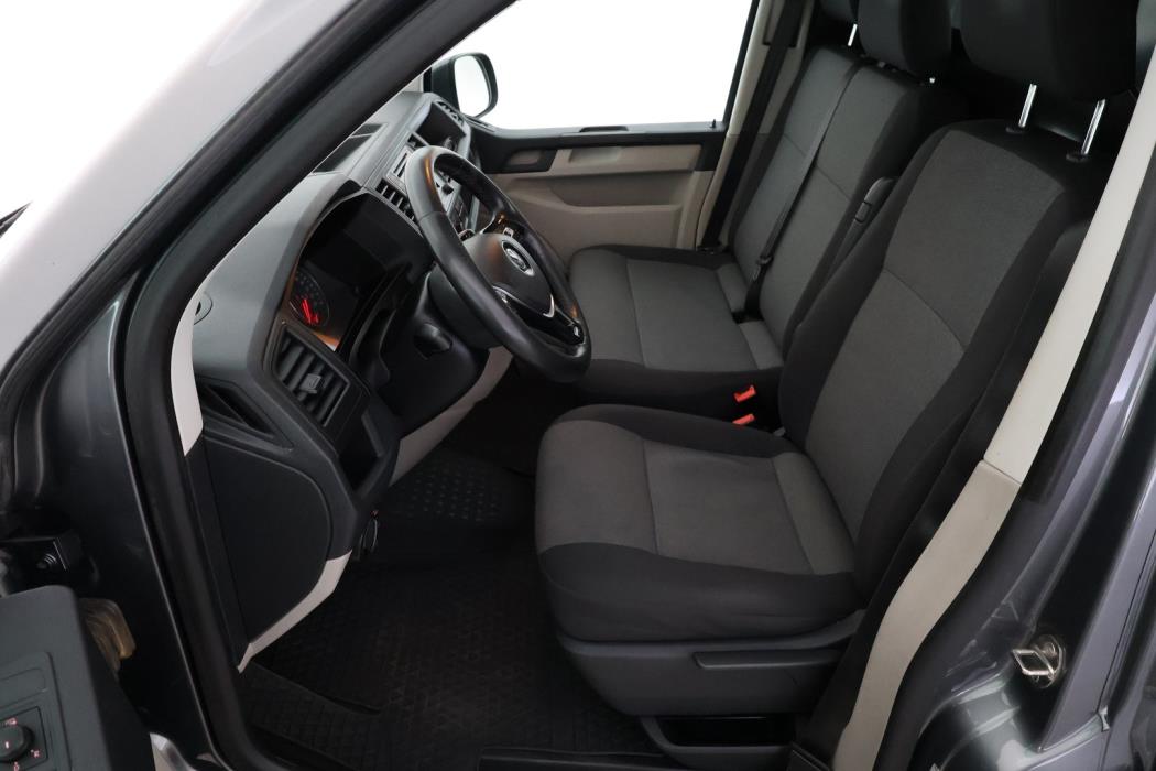 VOLKSWAGEN Transporter 2018