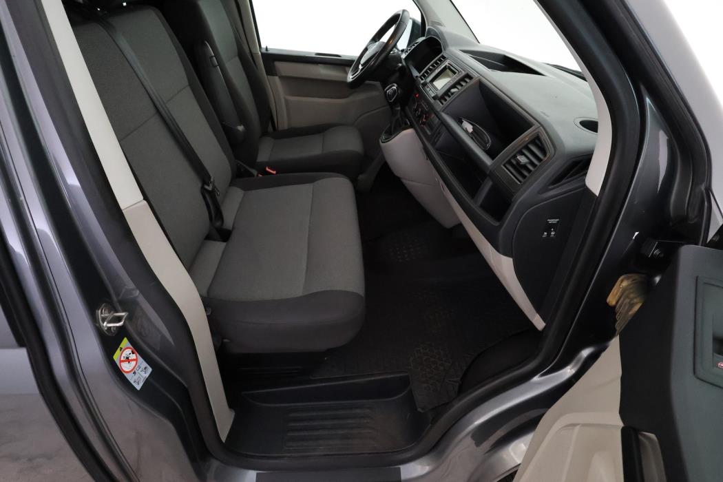 VOLKSWAGEN Transporter 2018