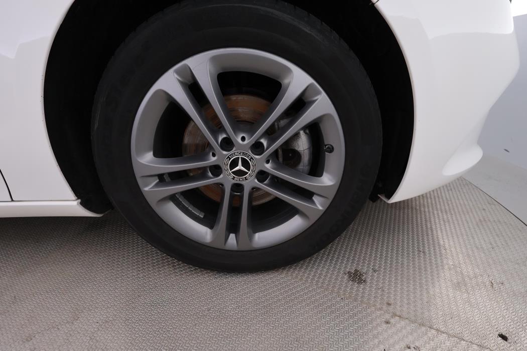 MERCEDES-BENZ B 2019