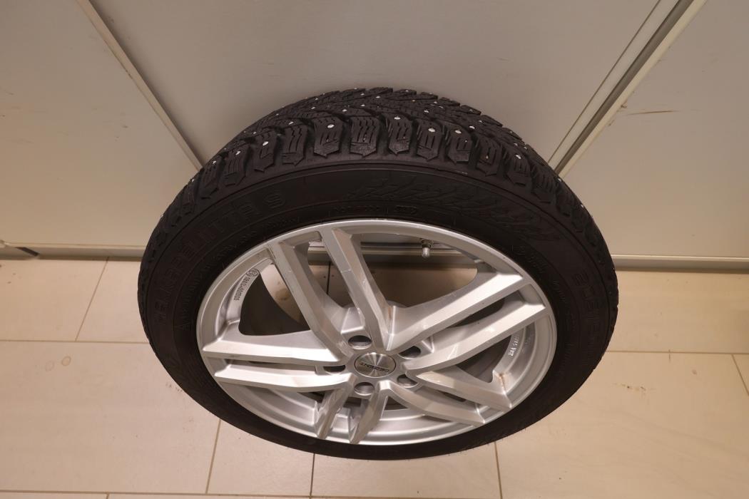 MERCEDES-BENZ B 2019