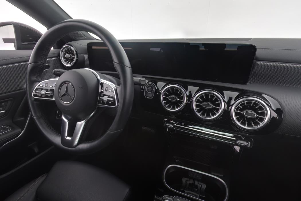 MERCEDES-BENZ CLA 2023