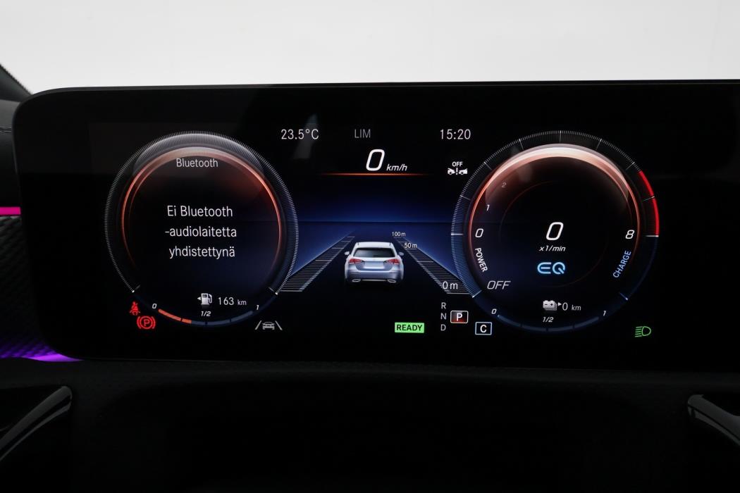 MERCEDES-BENZ CLA 2023