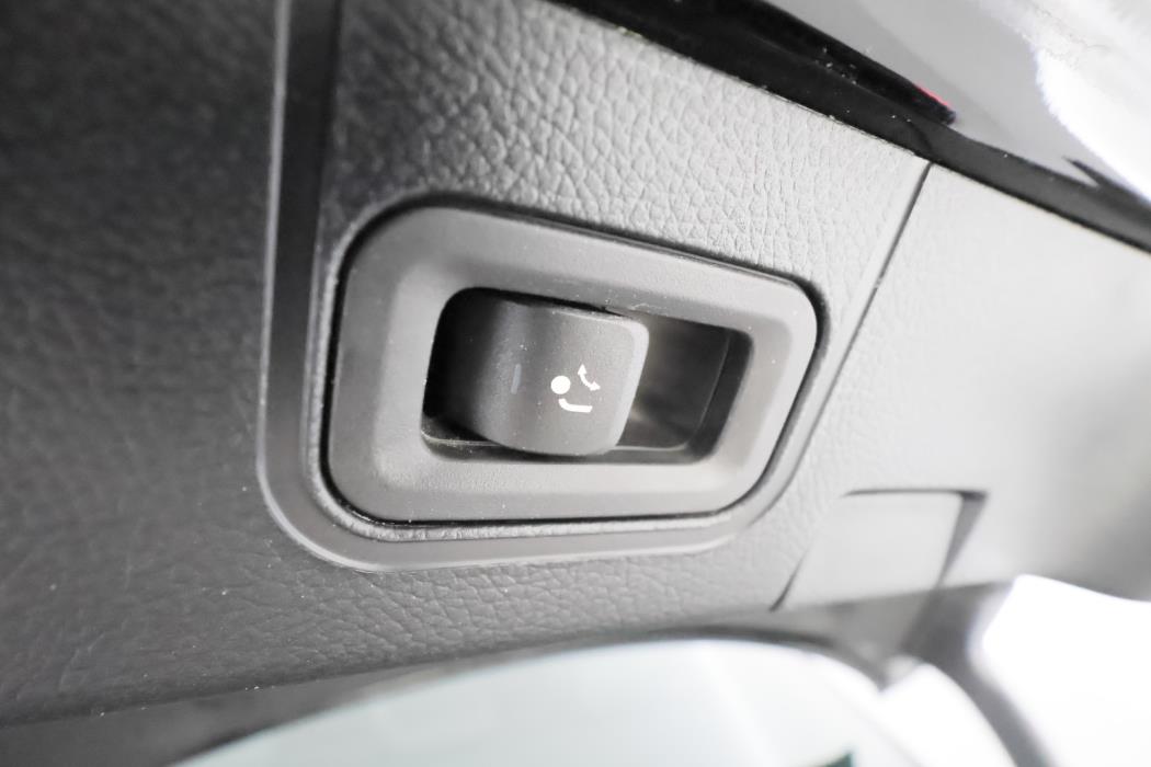 MERCEDES-BENZ CLA 2023