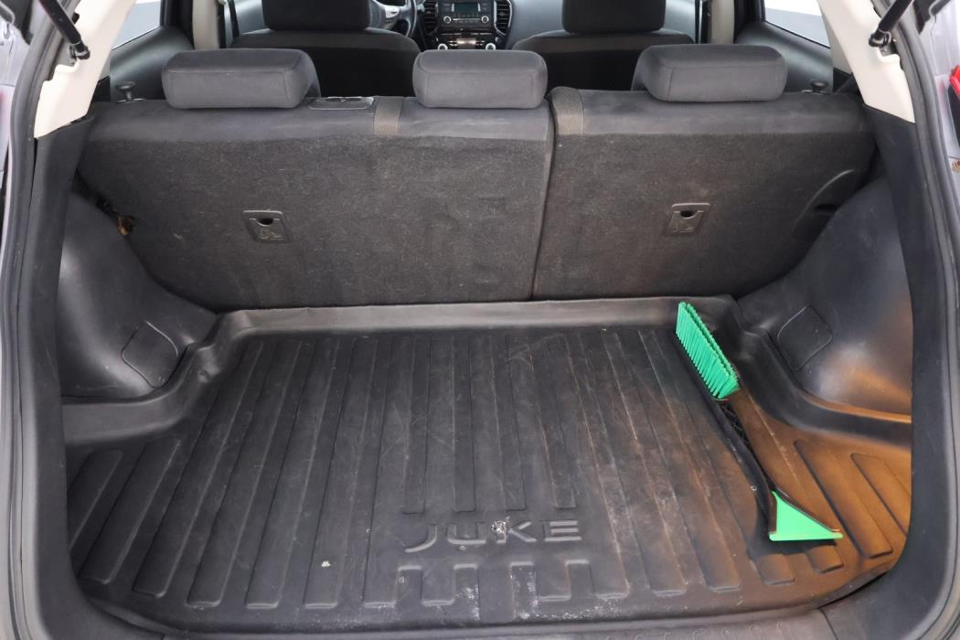 NISSAN Juke 2012