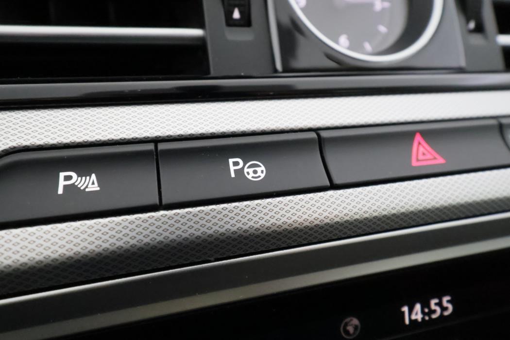 VOLKSWAGEN Passat 2019