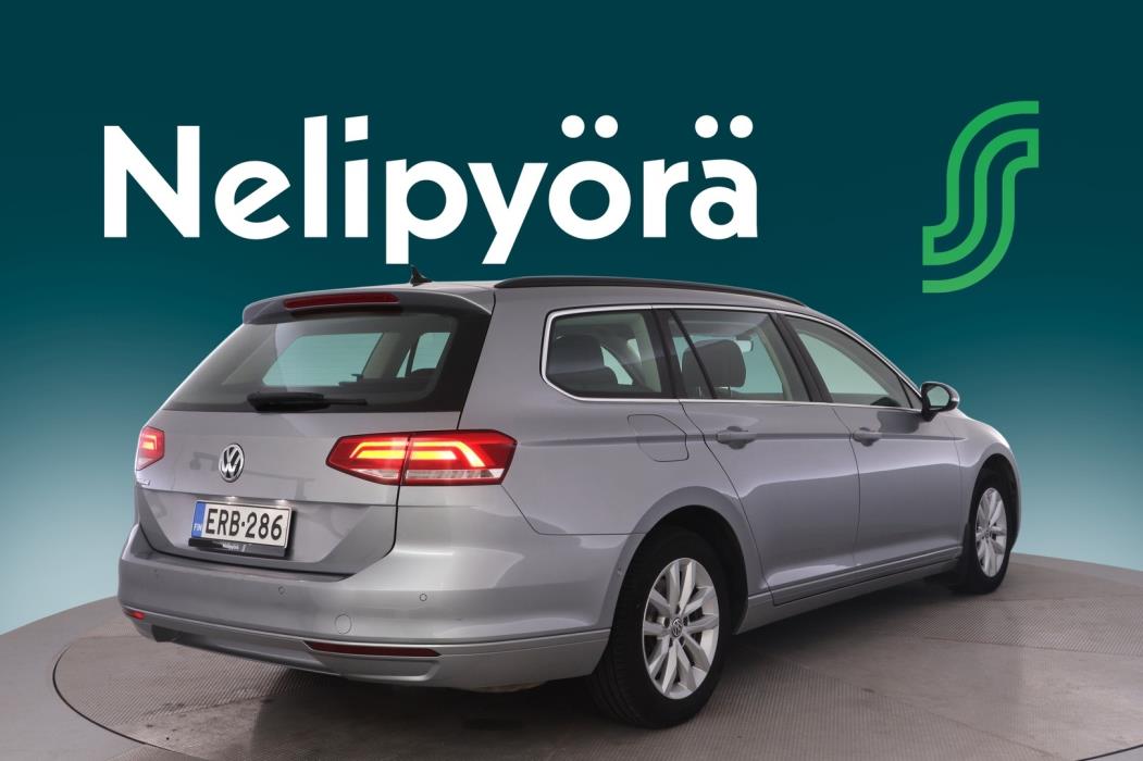 VOLKSWAGEN Passat 2019