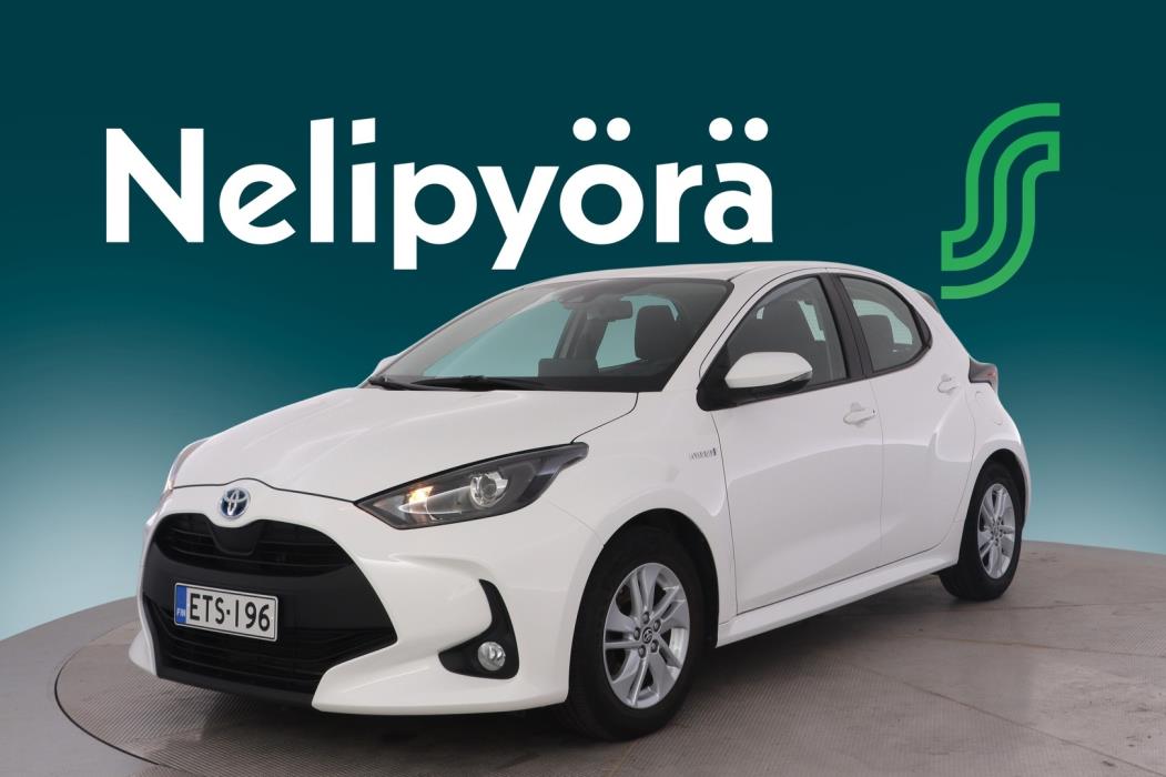 TOYOTA Yaris 2021