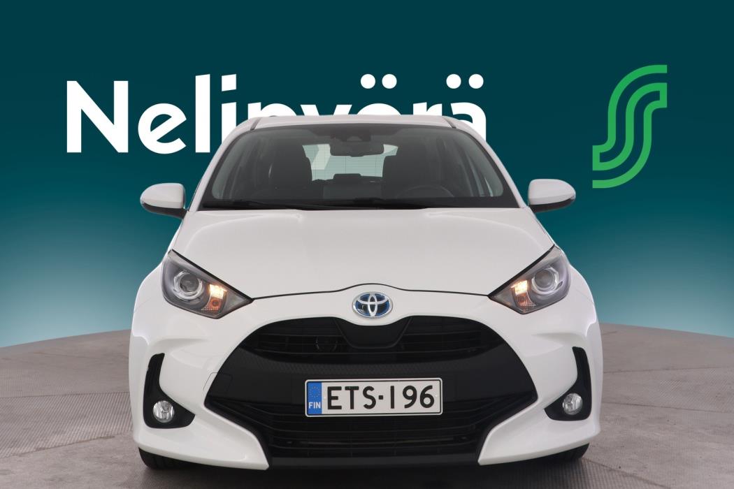 TOYOTA Yaris 2021