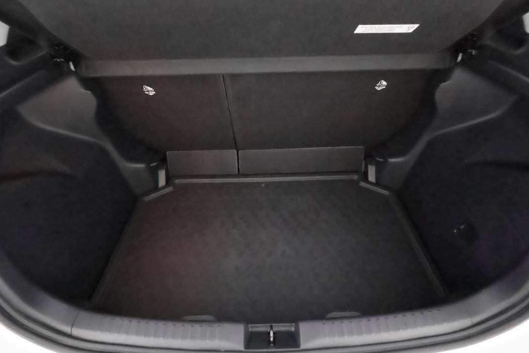 TOYOTA Yaris 2021
