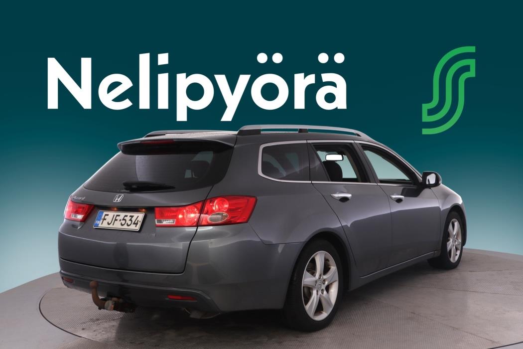 HONDA Accord 2010