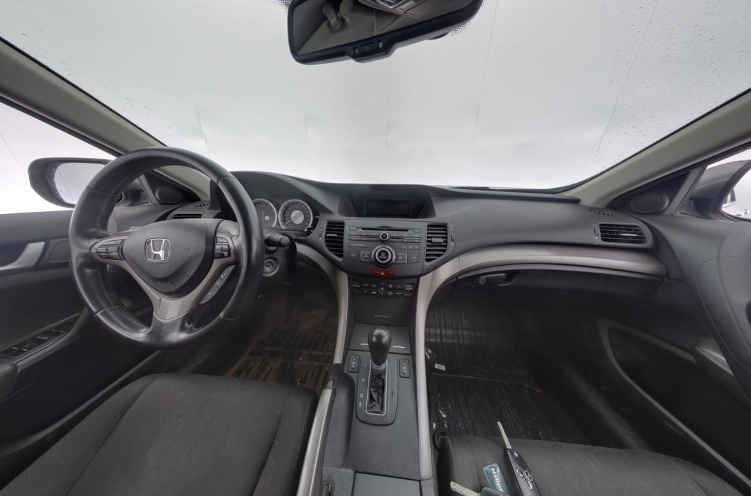 HONDA Accord 2010