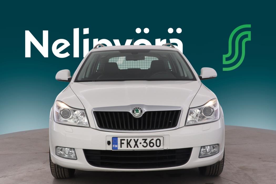 SKODA Octavia 2012