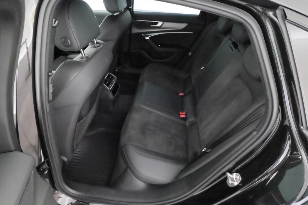 AUDI A6 2021