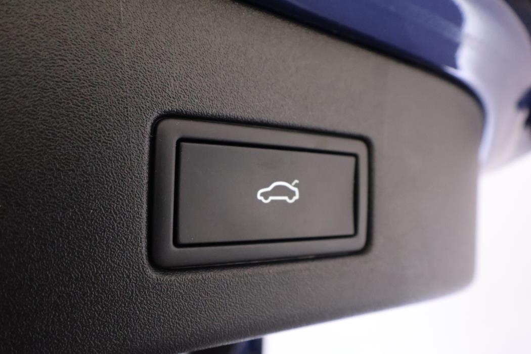 VOLKSWAGEN ID.4 2024