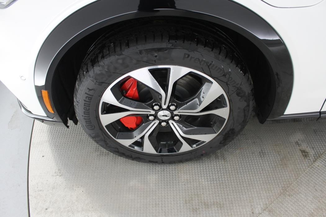 FORD Mustang Mach-E 2025