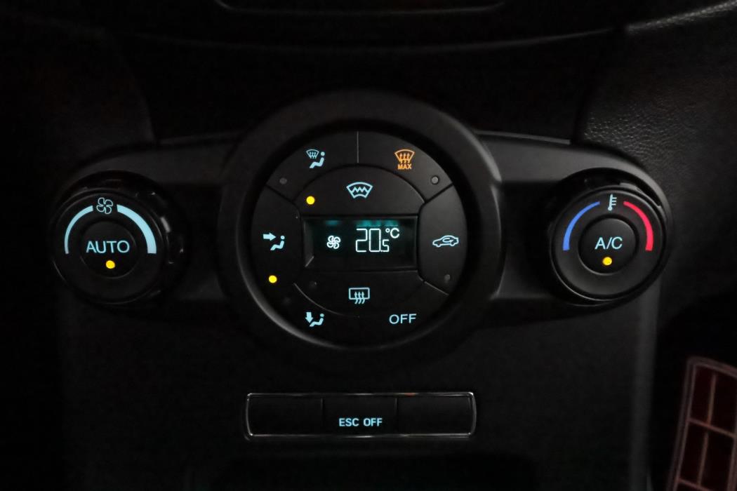 FORD Fiesta 2016