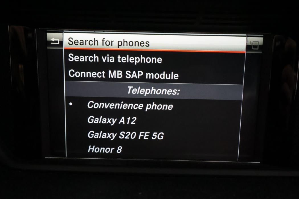 MERCEDES-BENZ E 2012