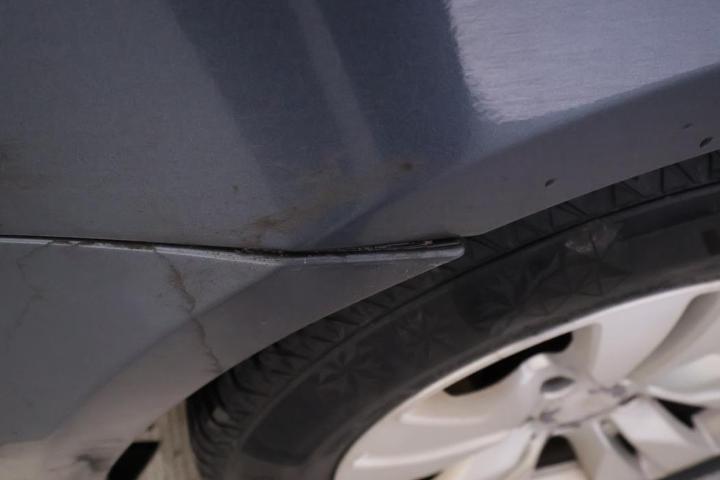 MERCEDES-BENZ E 2012