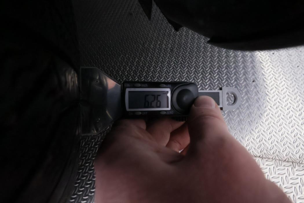 MERCEDES-BENZ E 2012