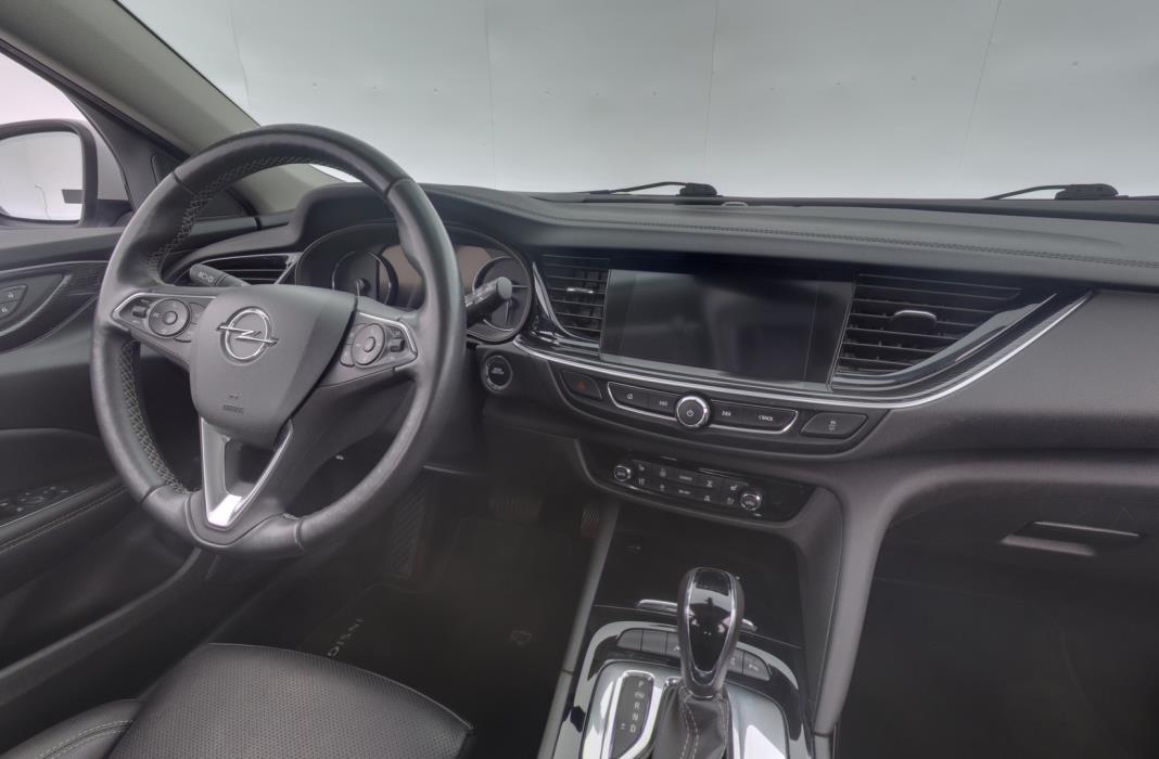 OPEL Insignia 2020
