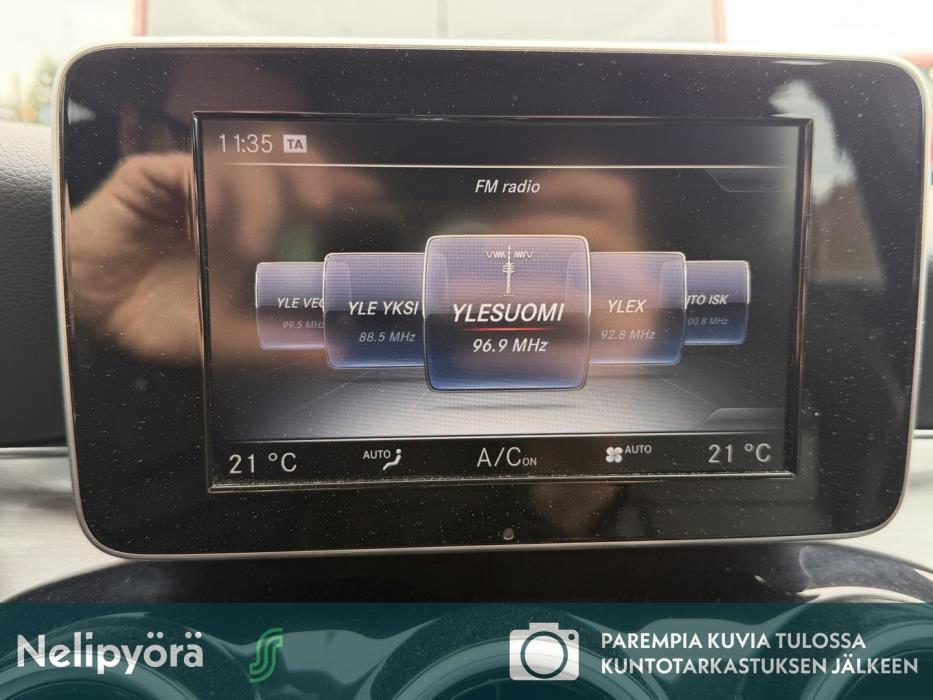 MERCEDES-BENZ C 2015