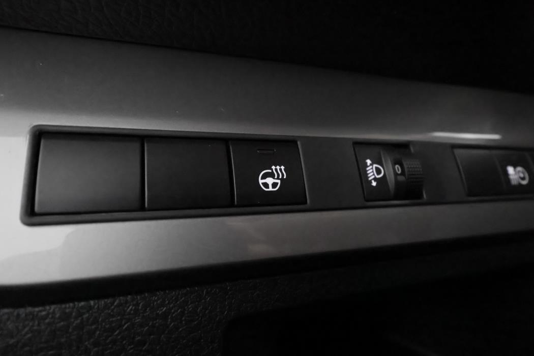 PEUGEOT Expert 2026