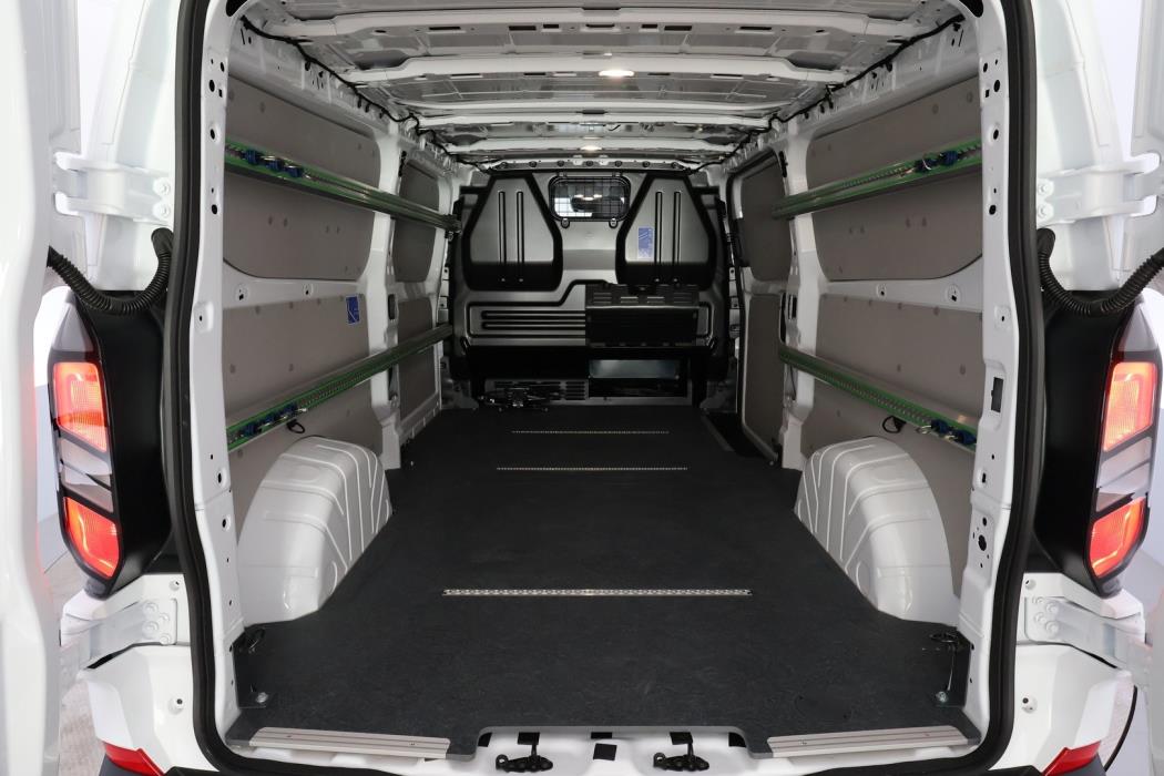 FORD TRANSIT CUSTOM 2025