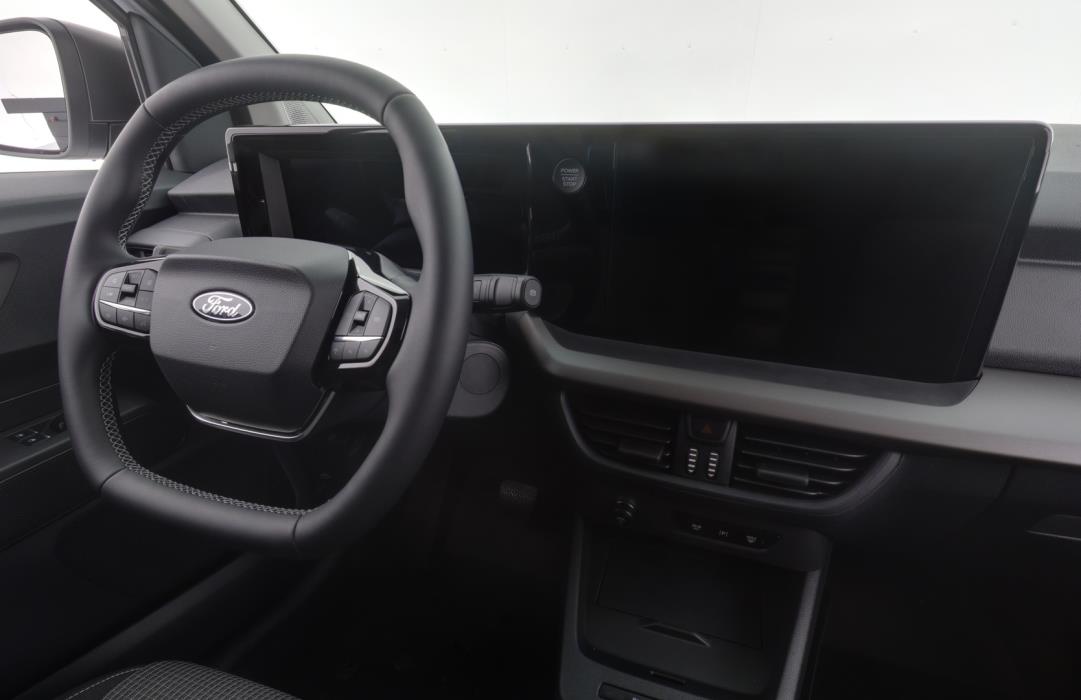 FORD TRANSIT COURIER 2025