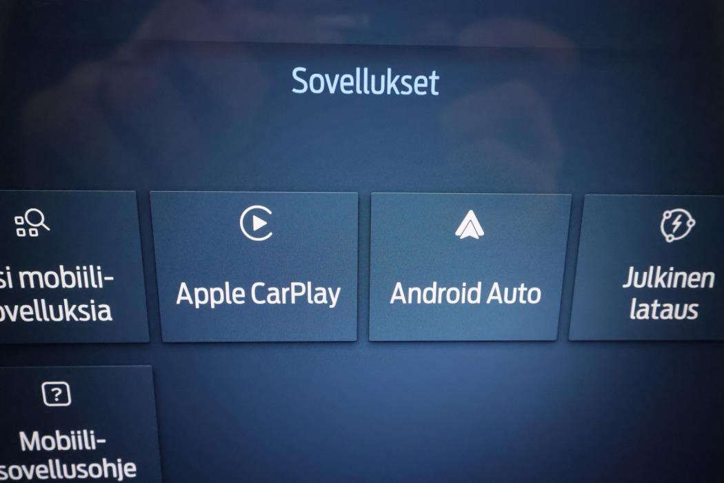 FORD TRANSIT COURIER 2025