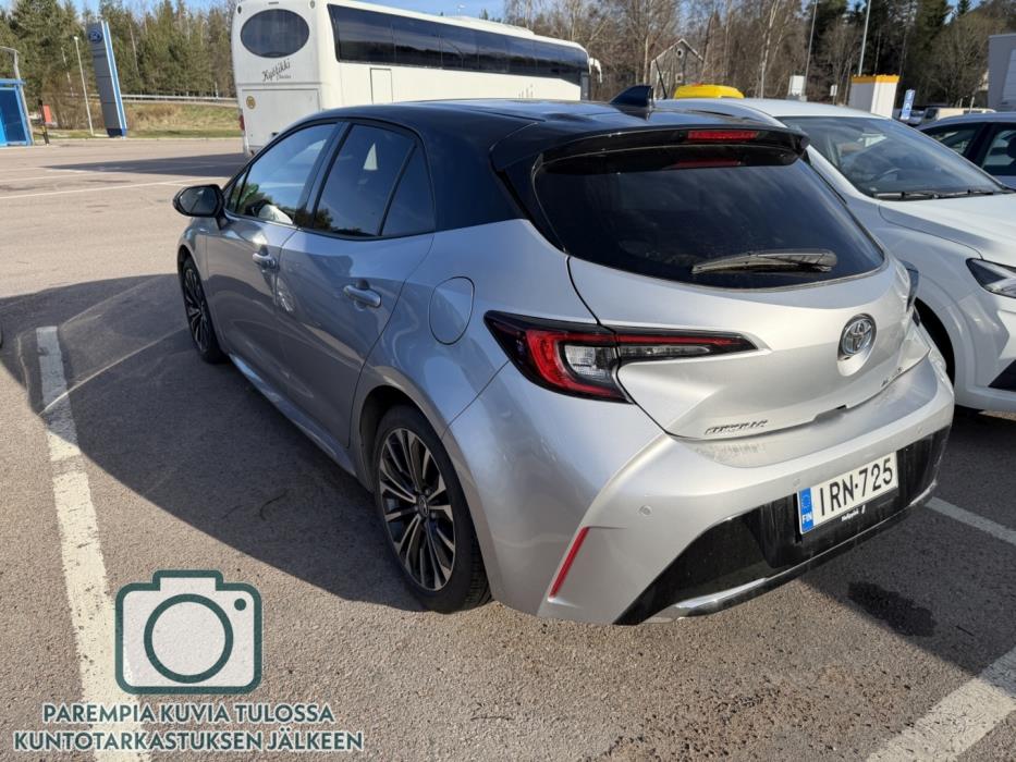 TOYOTA COROLLA 2023