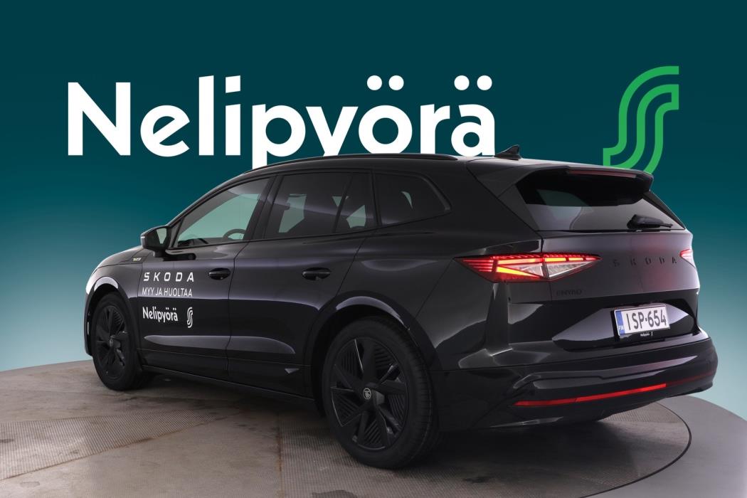 SKODA Enyaq 2025