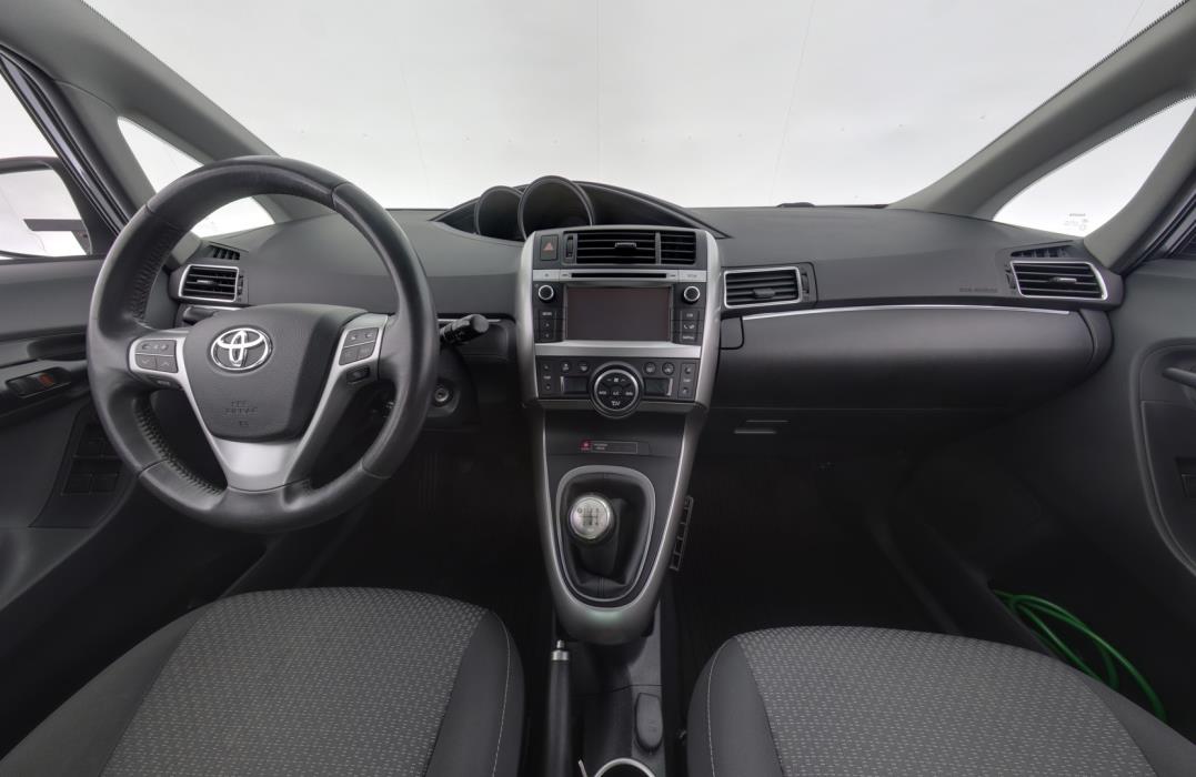 TOYOTA Verso 2014